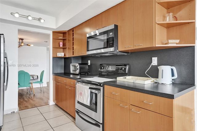 18021 Biscayne Blvd 1804, Aventura, FL 33160