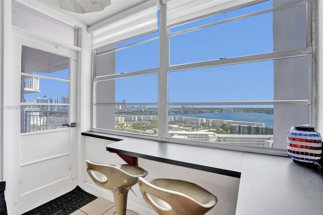 18021 Biscayne Blvd 1804, Aventura, FL 33160