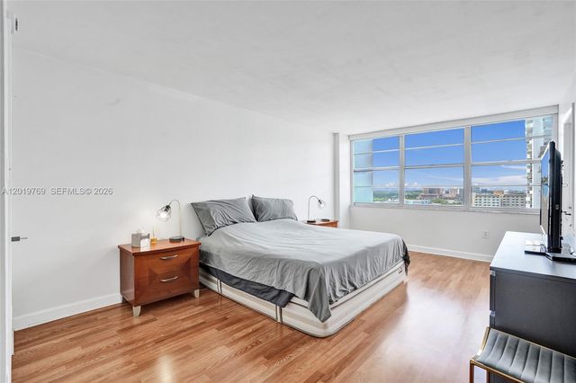 18021 Biscayne Blvd 1804, Aventura, FL 33160