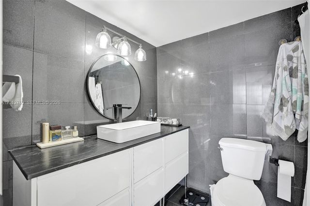 18021 Biscayne Blvd 1804, Aventura, FL 33160