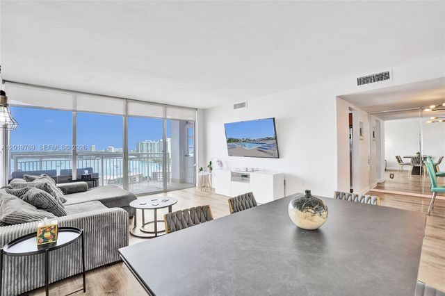 18021 Biscayne Blvd 1804, Aventura, FL 33160