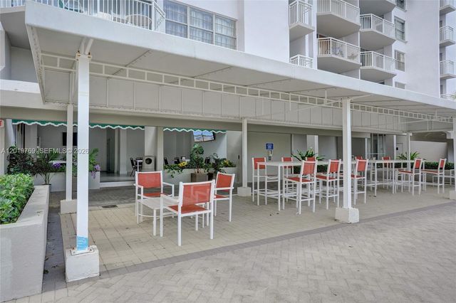 18021 Biscayne Blvd 1804, Aventura, FL 33160