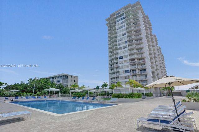 18021 Biscayne Blvd 1804, Aventura, FL 33160