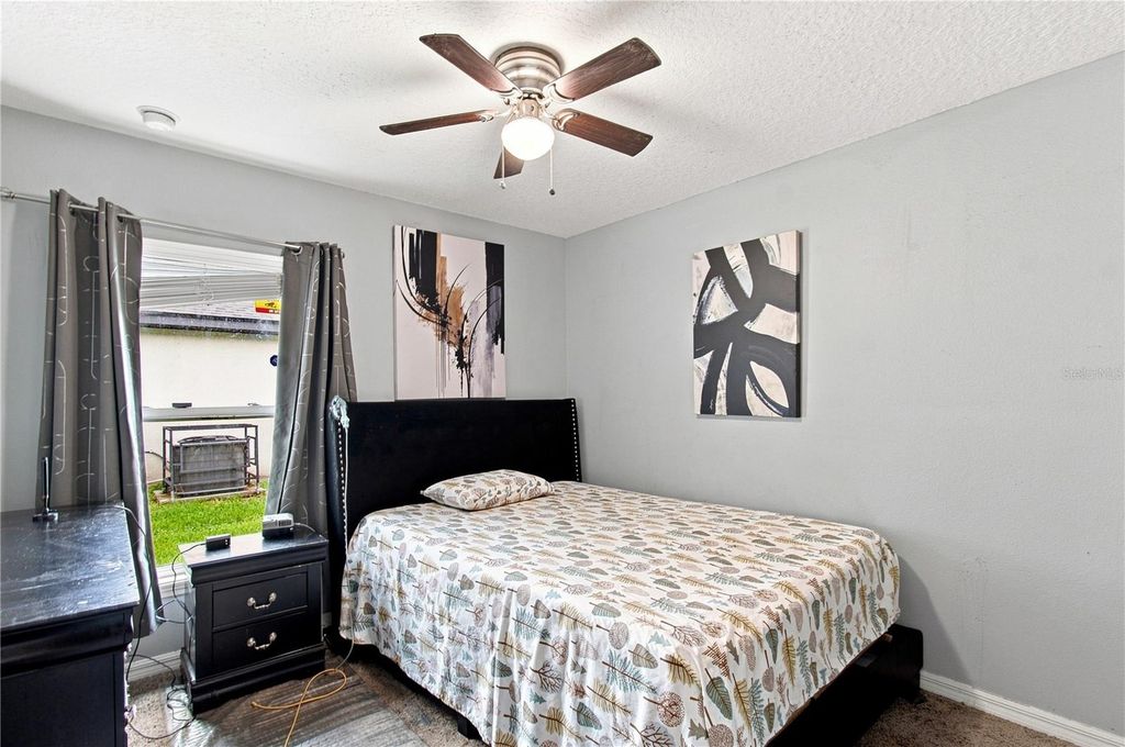 Image 29 of property listing at 4300 LENOX BOULEVARD, Orlando, FL 32811