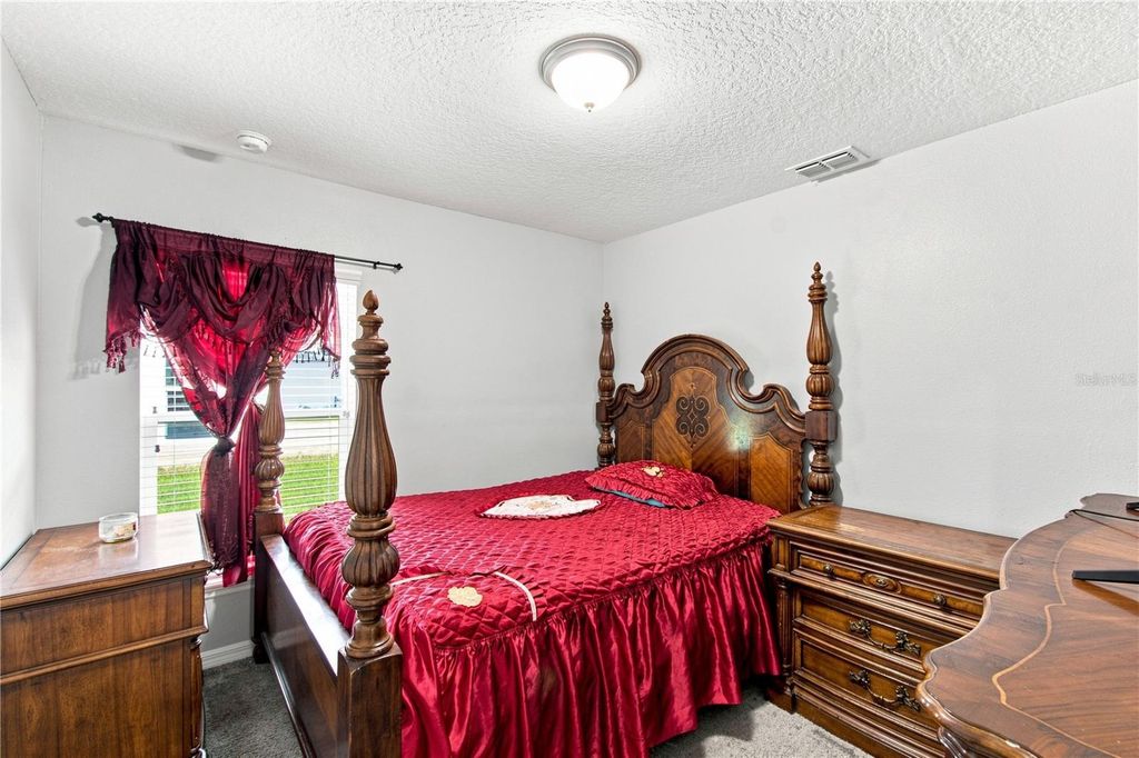 Image 32 of property listing at 4300 LENOX BOULEVARD, Orlando, FL 32811