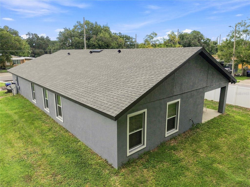 Image 39 of property listing at 4300 LENOX BOULEVARD, Orlando, FL 32811