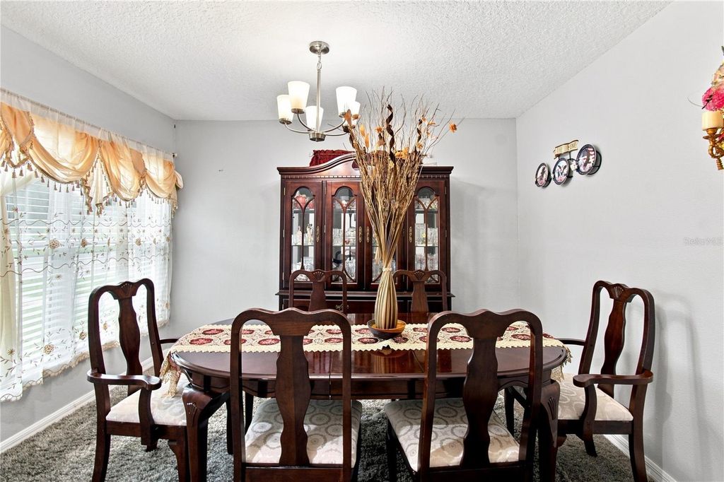 Image 6 of property listing at 4300 LENOX BOULEVARD, Orlando, FL 32811