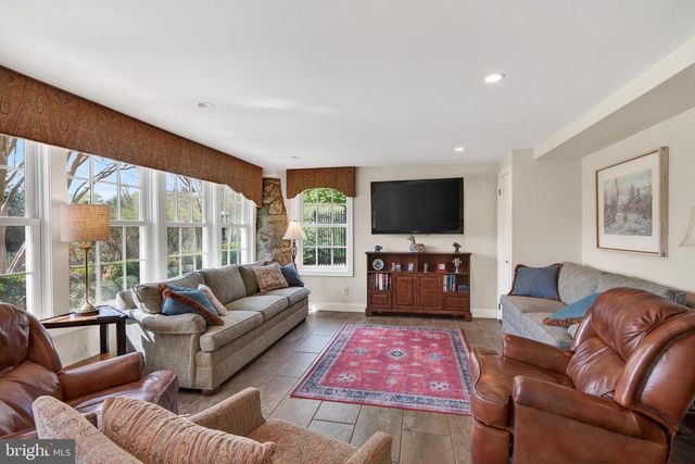 414 BIRMINGHAM RD, West Chester, PA 19382