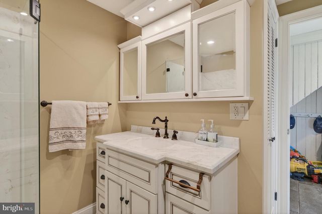 414 BIRMINGHAM RD, West Chester, PA 19382