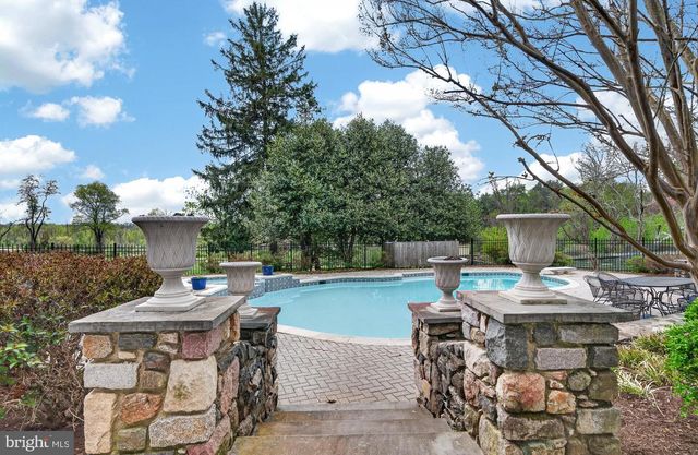 414 BIRMINGHAM RD, West Chester, PA 19382