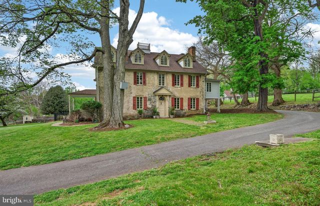414 BIRMINGHAM RD, West Chester, PA 19382