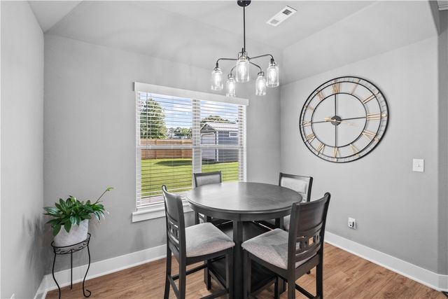 832 E Buchanan Street, Prairie Grove, AR 72753