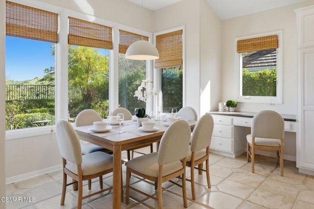 491 Ravensbury Street, Lake Sherwood, CA 91361