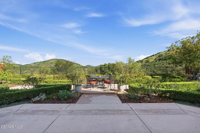 491 Ravensbury Street, Lake Sherwood, CA 91361