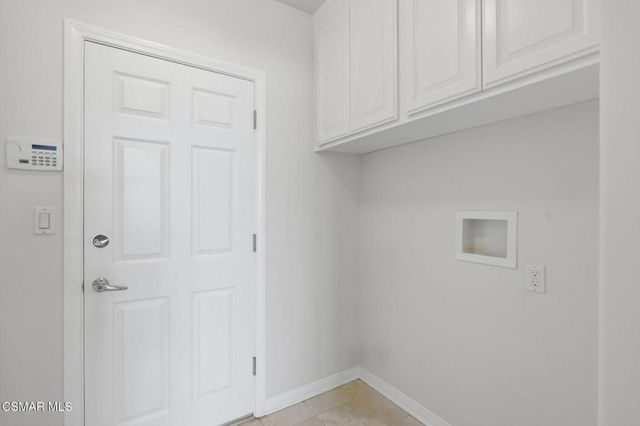 491 Ravensbury Street, Lake Sherwood, CA 91361