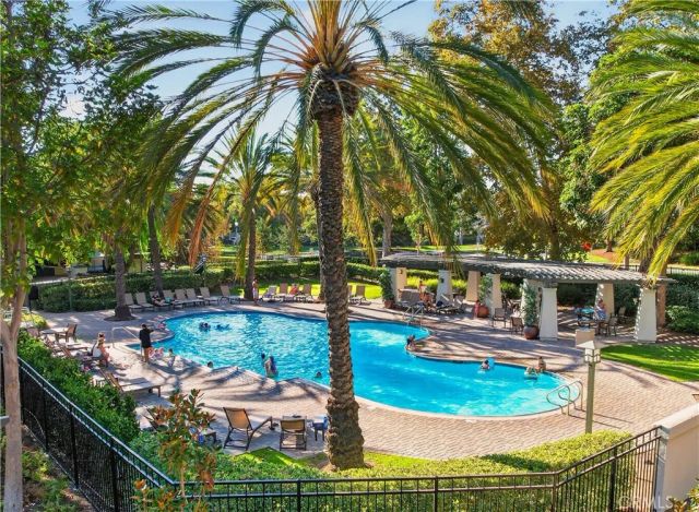 15 Kyle Court, Ladera Ranch, CA 92694