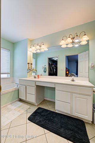 10611 Providence Dr, Louisville, KY 40291