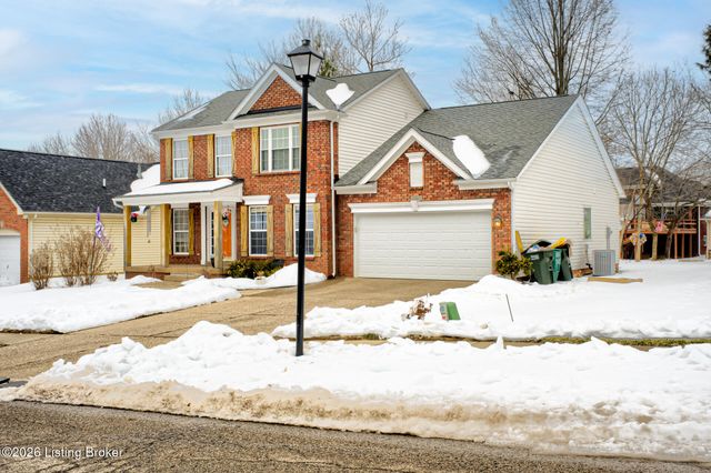 10611 Providence Dr, Louisville, KY 40291