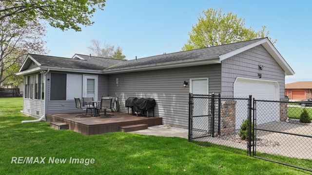 2669 Darwin Lane, Saginaw, MI 48603