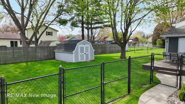 2669 Darwin Lane, Saginaw, MI 48603