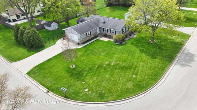 2669 Darwin Lane, Saginaw, MI 48603