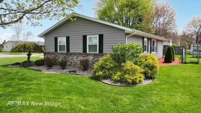 2669 Darwin Lane, Saginaw, MI 48603