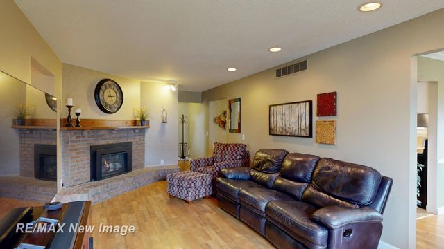 2669 Darwin Lane, Saginaw, MI 48603