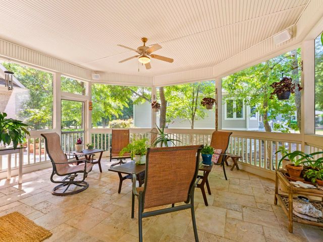497 Deep Water Dr., Bolivia, NC 28422