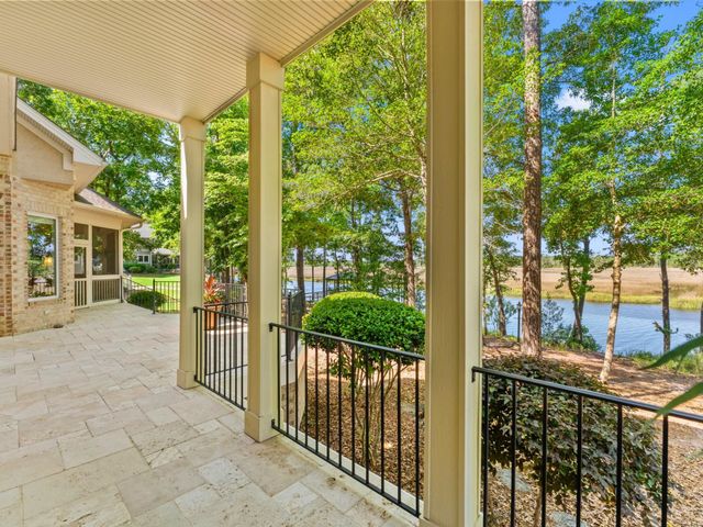 497 Deep Water Dr., Bolivia, NC 28422