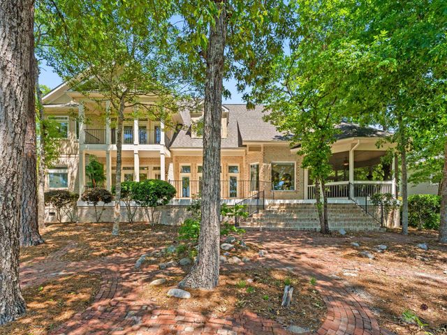 497 Deep Water Dr., Bolivia, NC 28422