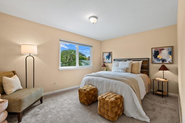 748 Junipero Avenue, Pacific Grove, CA 93950