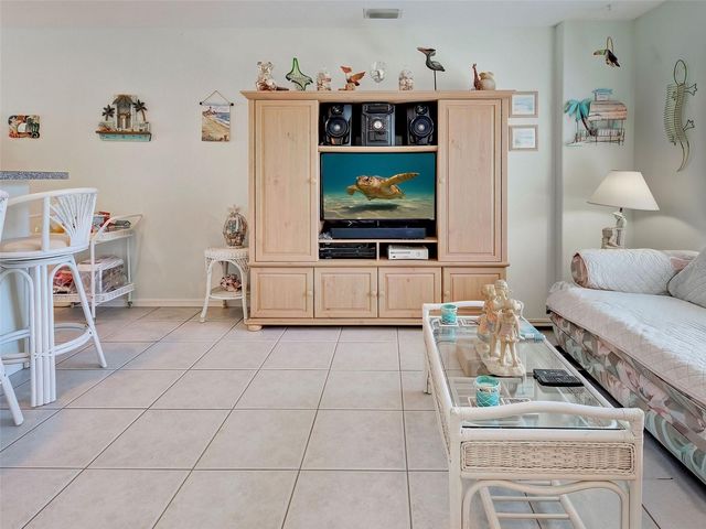 11052 SUNNYDALE AVENUE, Englewood, FL 34224