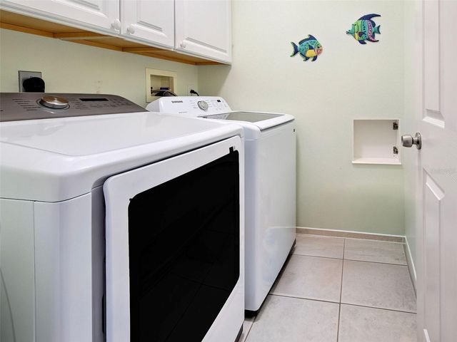 11052 SUNNYDALE AVENUE, Englewood, FL 34224