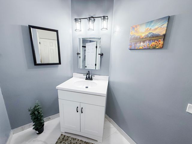 151 Brookston Drive A2, Schaumburg, IL 60193