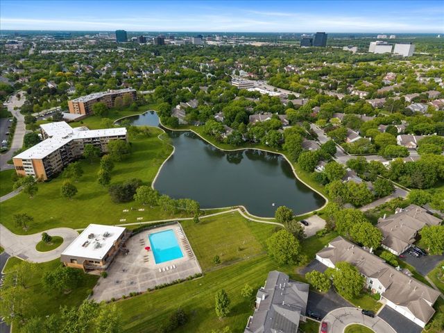 151 Brookston Drive A2, Schaumburg, IL 60193