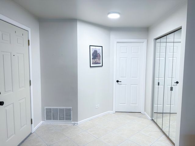 151 Brookston Drive A2, Schaumburg, IL 60193