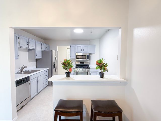 151 Brookston Drive A2, Schaumburg, IL 60193