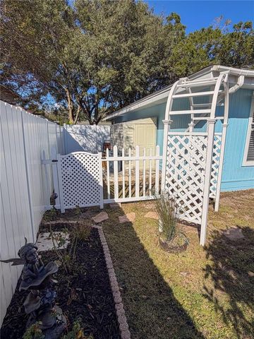 1580 DORSET DRIVE, Mount Dora, FL 32757