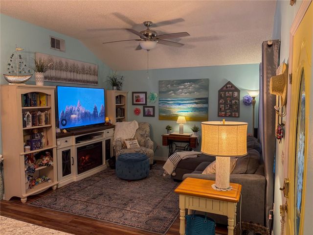 1580 DORSET DRIVE, Mount Dora, FL 32757