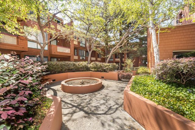 4250 El Camino Real D138, Palo Alto, CA 94306