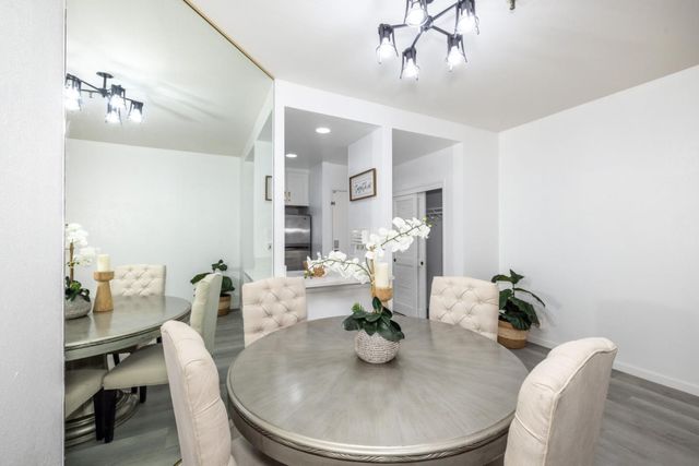 4250 El Camino Real D138, Palo Alto, CA 94306