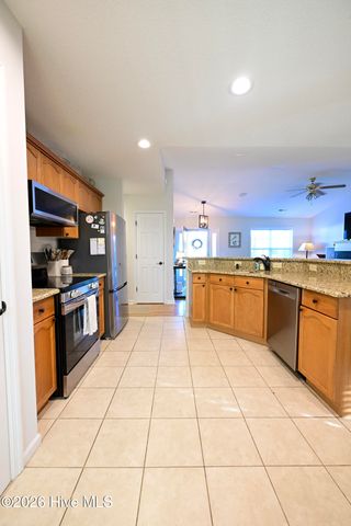 103 Spanish Moss Court, Hampstead, NC 28443