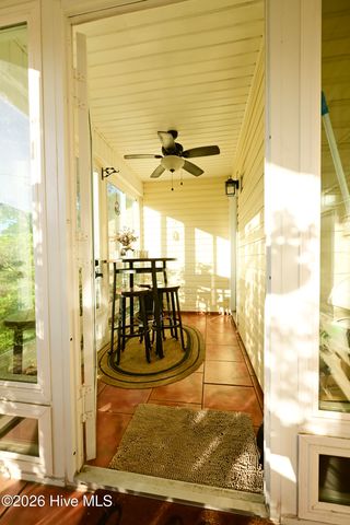 103 Spanish Moss Court, Hampstead, NC 28443
