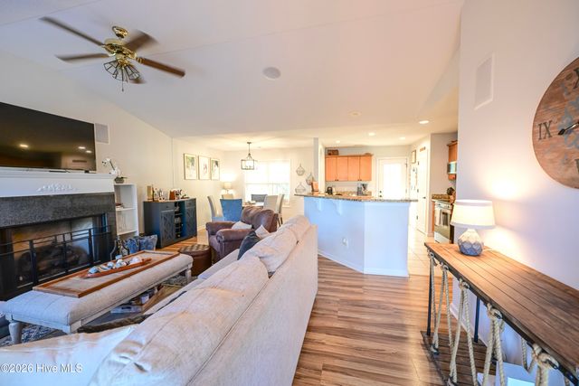 103 Spanish Moss Court, Hampstead, NC 28443