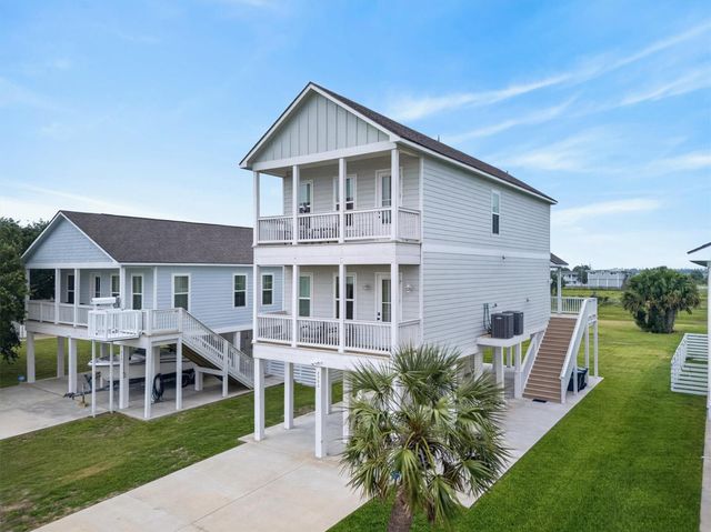 2503 103rd Street, Galveston, TX 77554