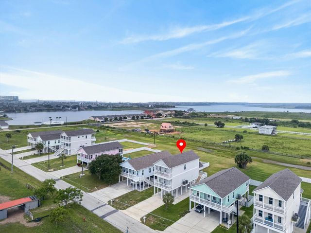 2503 103rd Street, Galveston, TX 77554