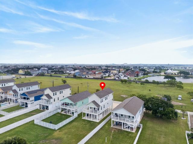 2503 103rd Street, Galveston, TX 77554