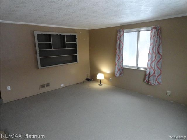 3396 E Baldwin Road, Grand Blanc, MI 48439