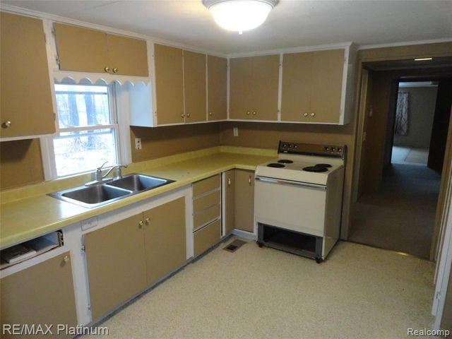 3396 E Baldwin Road, Grand Blanc, MI 48439