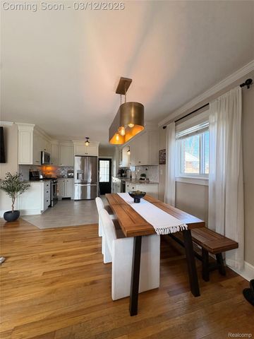 270 Winry Drive, Rochester Hills, MI 48307